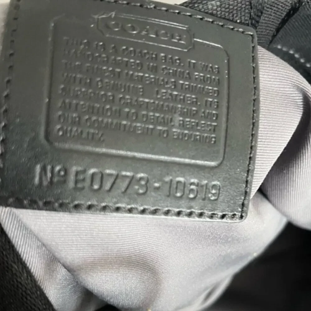 Coach 10619 Signature Canvas Shoulder Bag black Turnlock Y2K - Picture 3 of 16